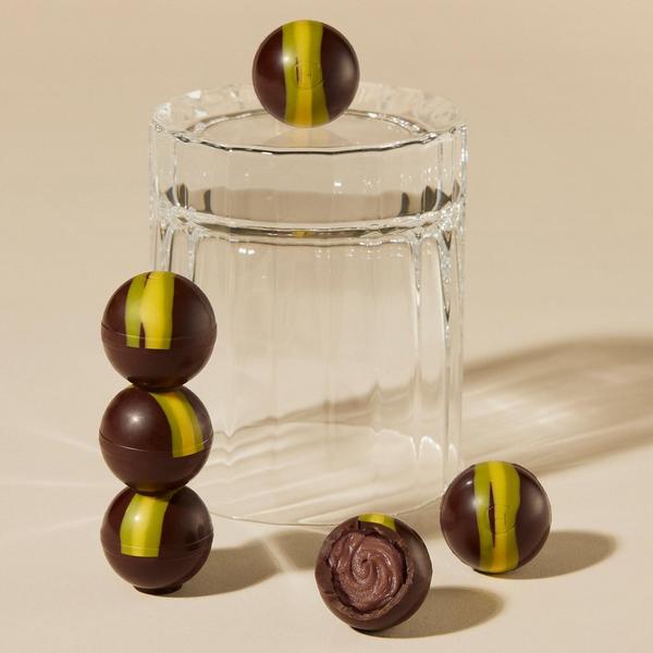 Dark & Stormy Chocolate Selector