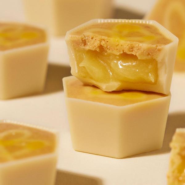 Lemon Curd Chocolate Selector