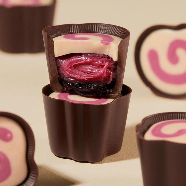 Triple Cherry Chocolate Selector