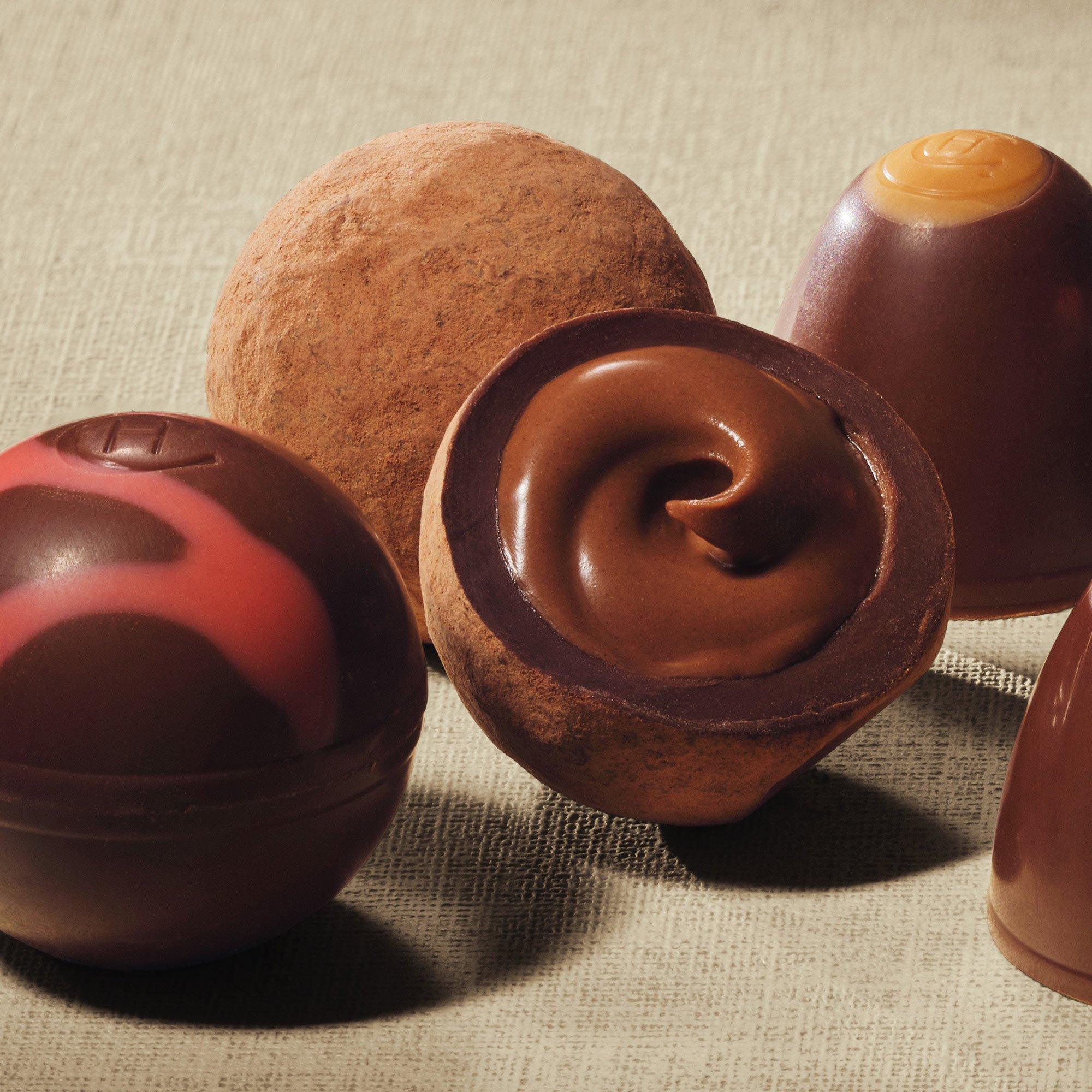 Christmas Unbelievably Vegan Chocolate Box 9-Piece