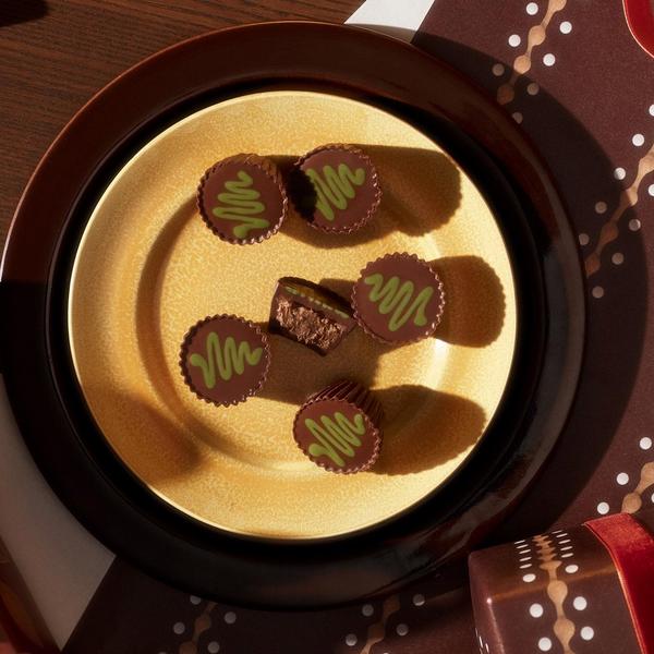 Crispy Cinnamon Praline Selector