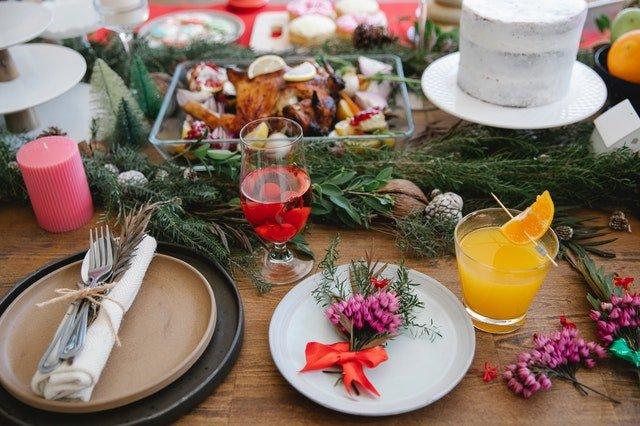 Christmas-dinner-and-cocktails