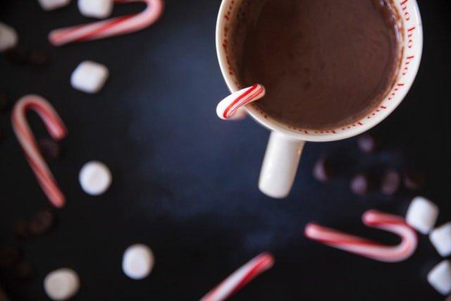 Hot-chocolate-with-candy-canes