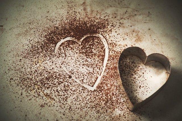 cacao-powder-heart-cookie-cutter