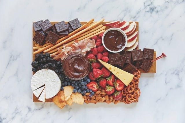 cheese-charcuterie-board-with-chocolate