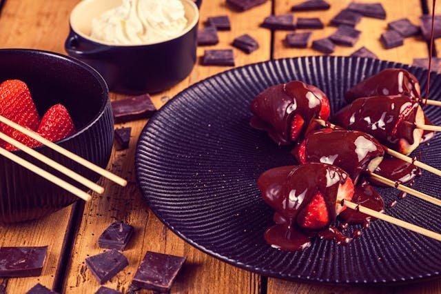 chocolate-dipped-strawberries