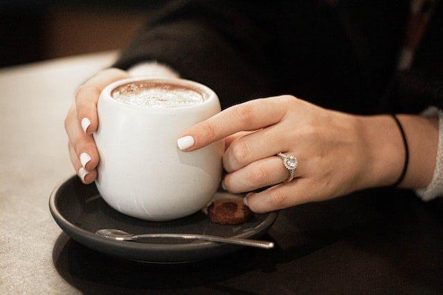 engagement-ring-hot-chocolate