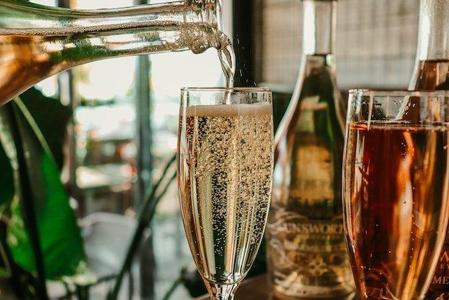 sparkling-wine-prosecco