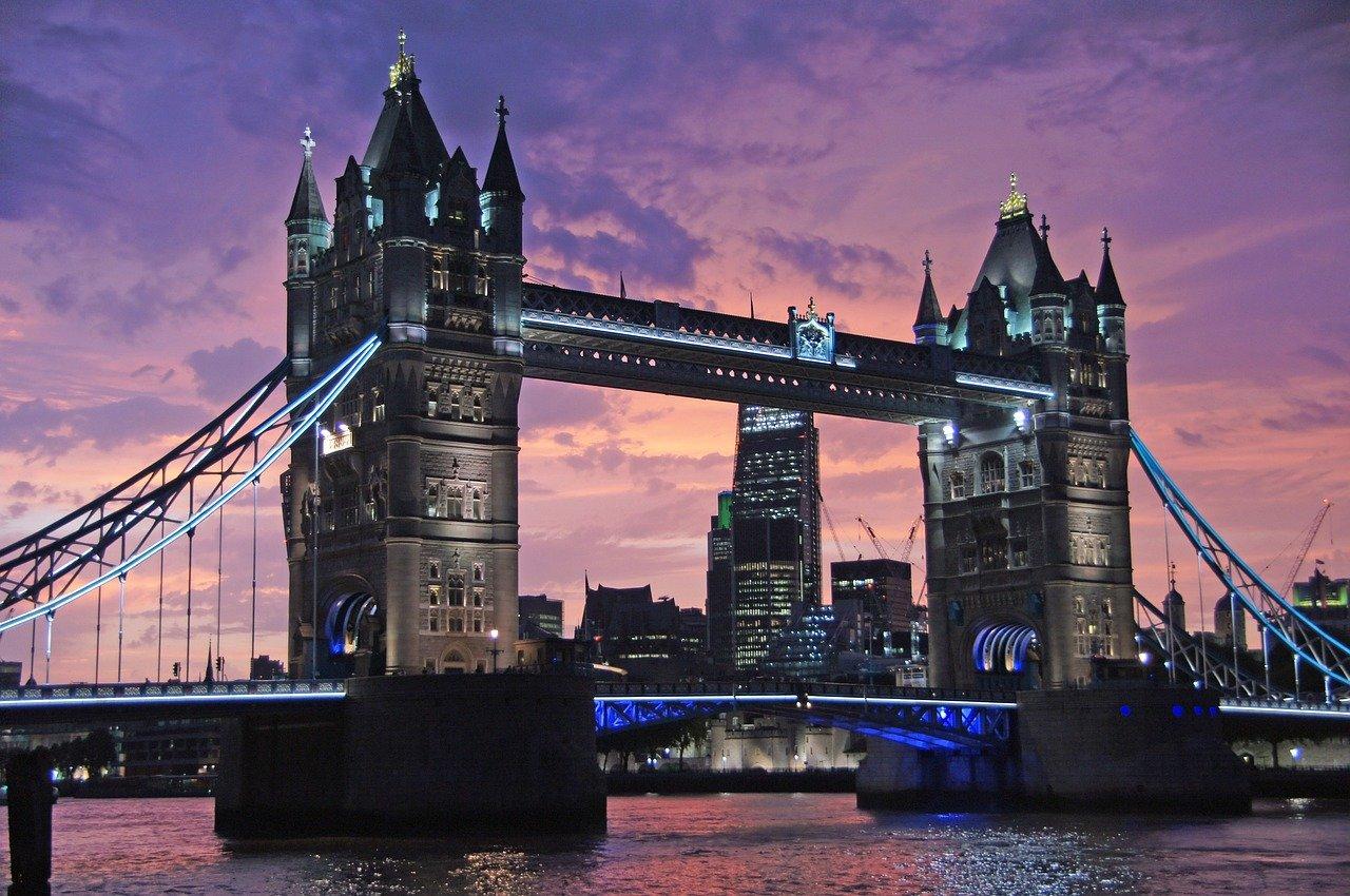 tower-bridge-441853_1280