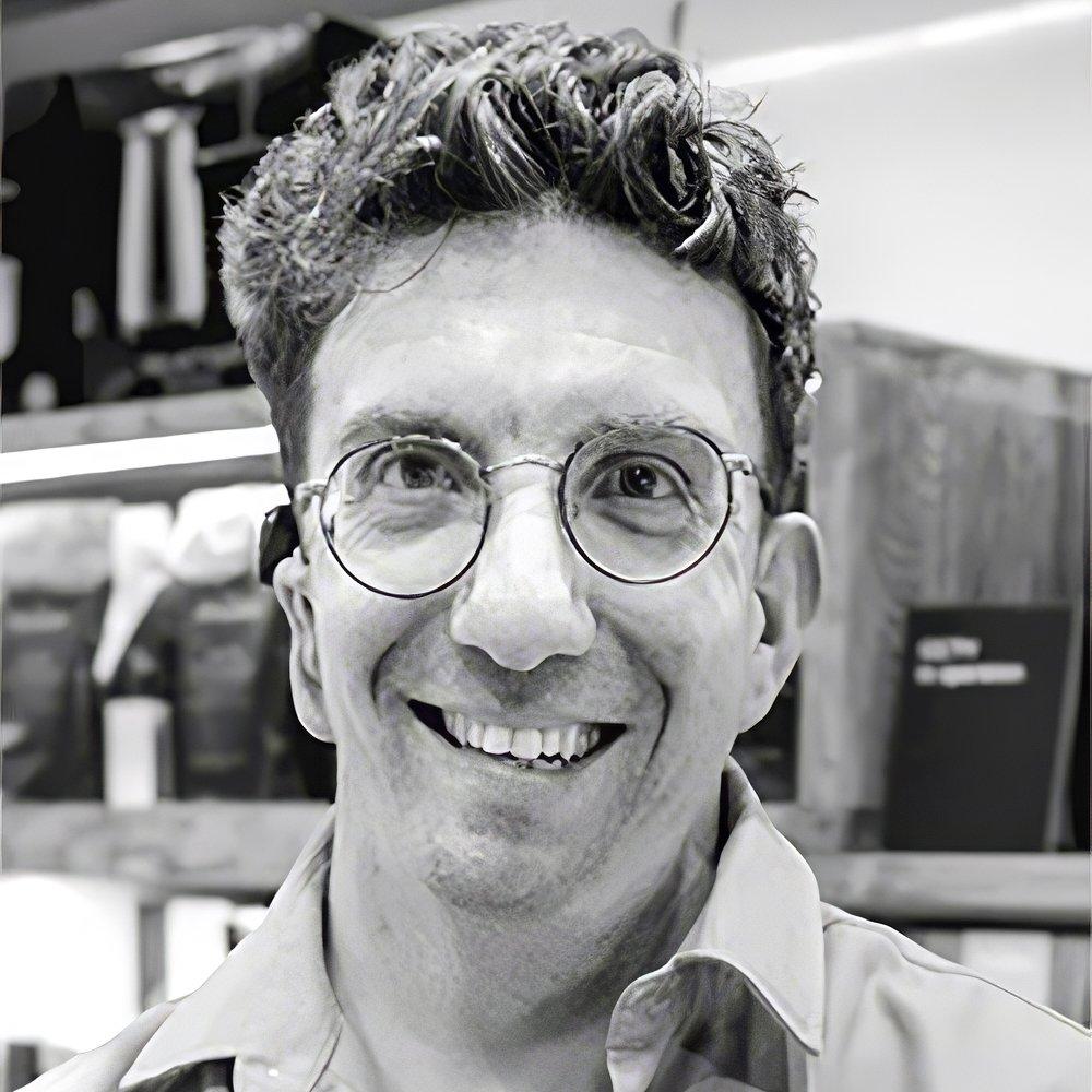 yiotis-sq